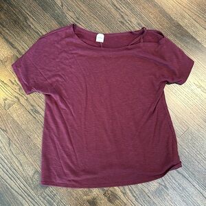 Kayleigh Burgundy XL Asymmetrical Cold Shoulder Top Knit EUC Stitch Fix